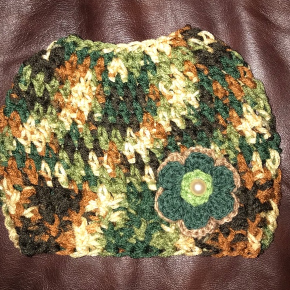 Messy Bun Beanie - Picture 2 of 7